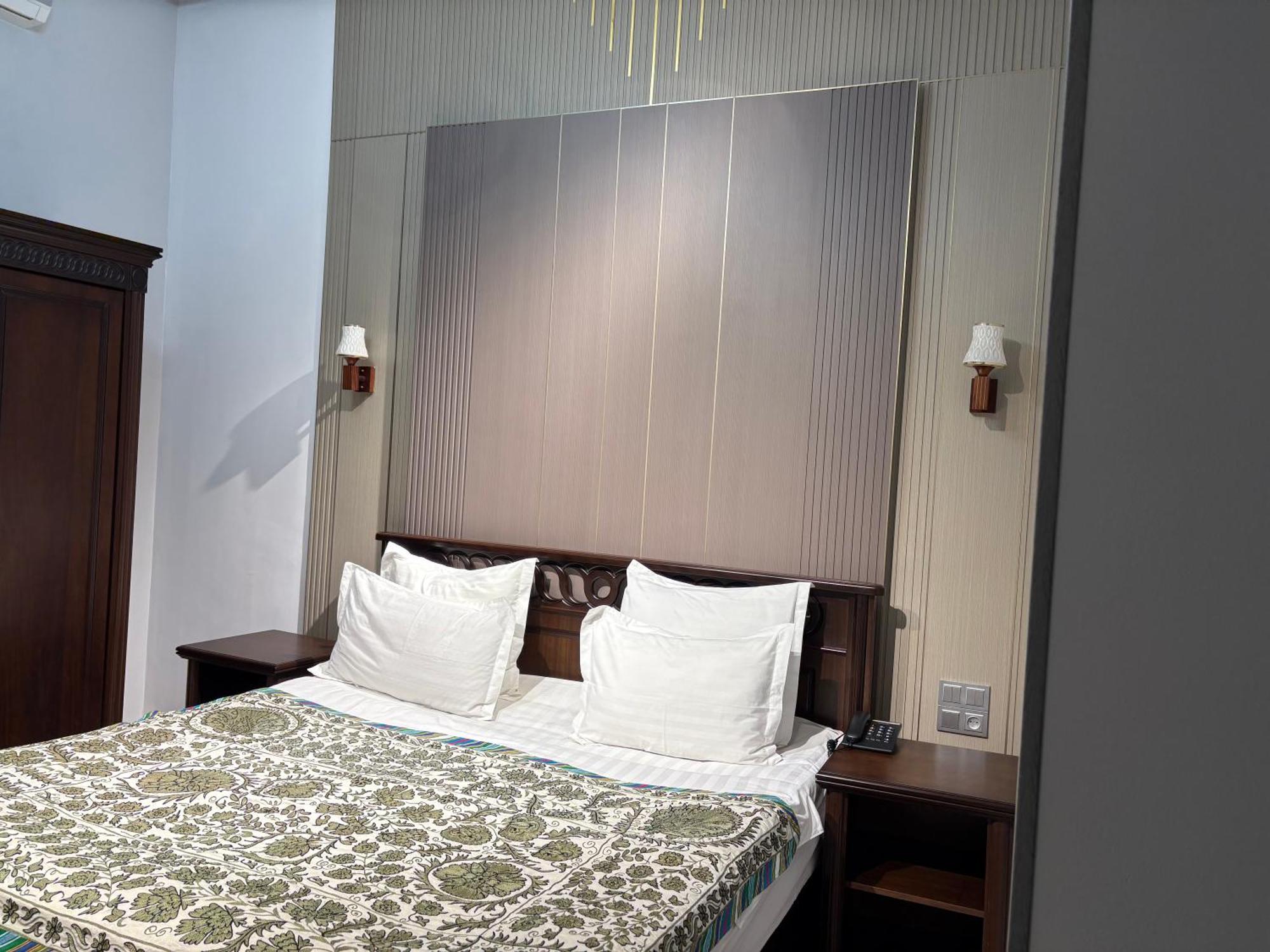 Boulevard Palace Hotel 사마르칸트 외부 사진